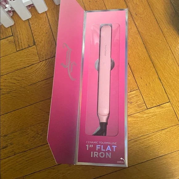 Juicy Couture Ceramic Flat Iron Hair Straightener 1” - Pink display picture 1